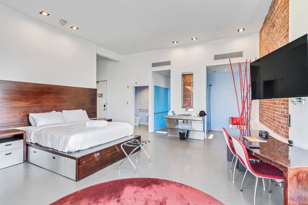 The Keating Hotel by Pininfarina 19/53