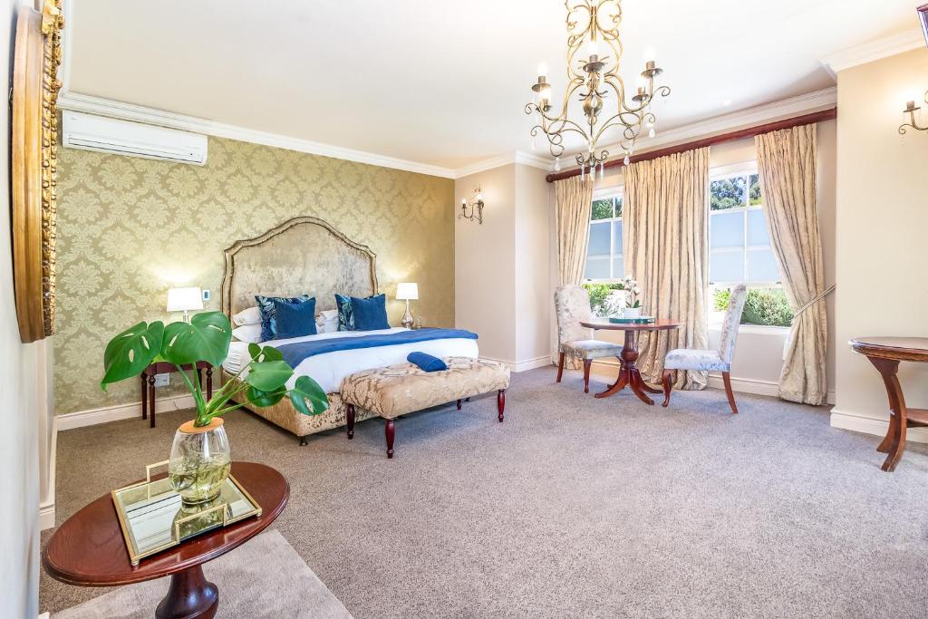 Luxury, Suite, Village View