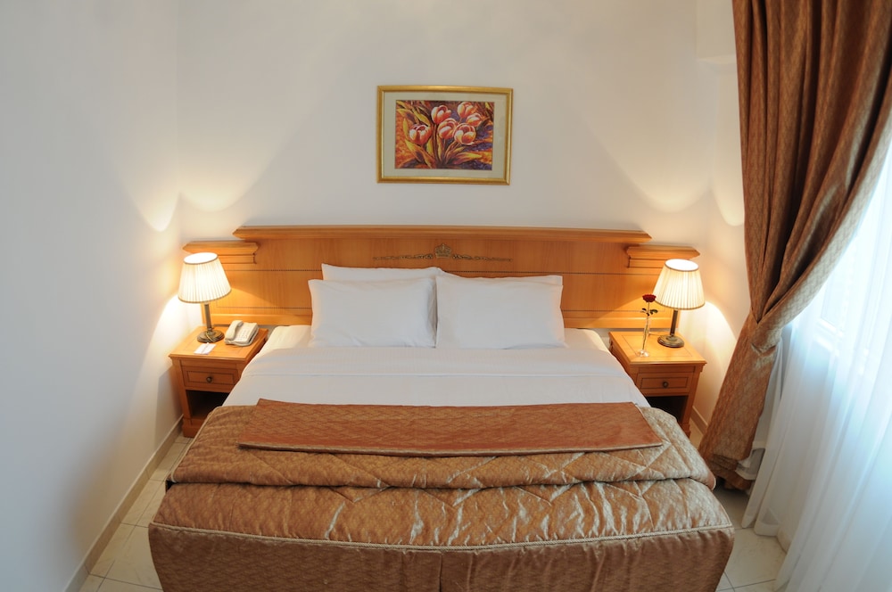 1 BEDROOM, DELUXE, SUITE