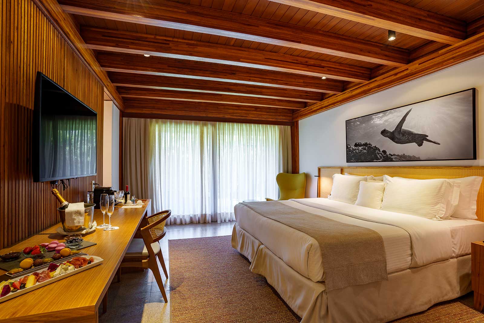 Deluxe, Suite, Double Bed