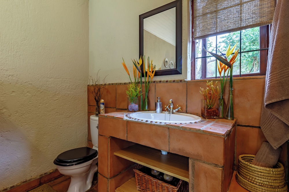 Ulwazi Rock Lodge 48/50
