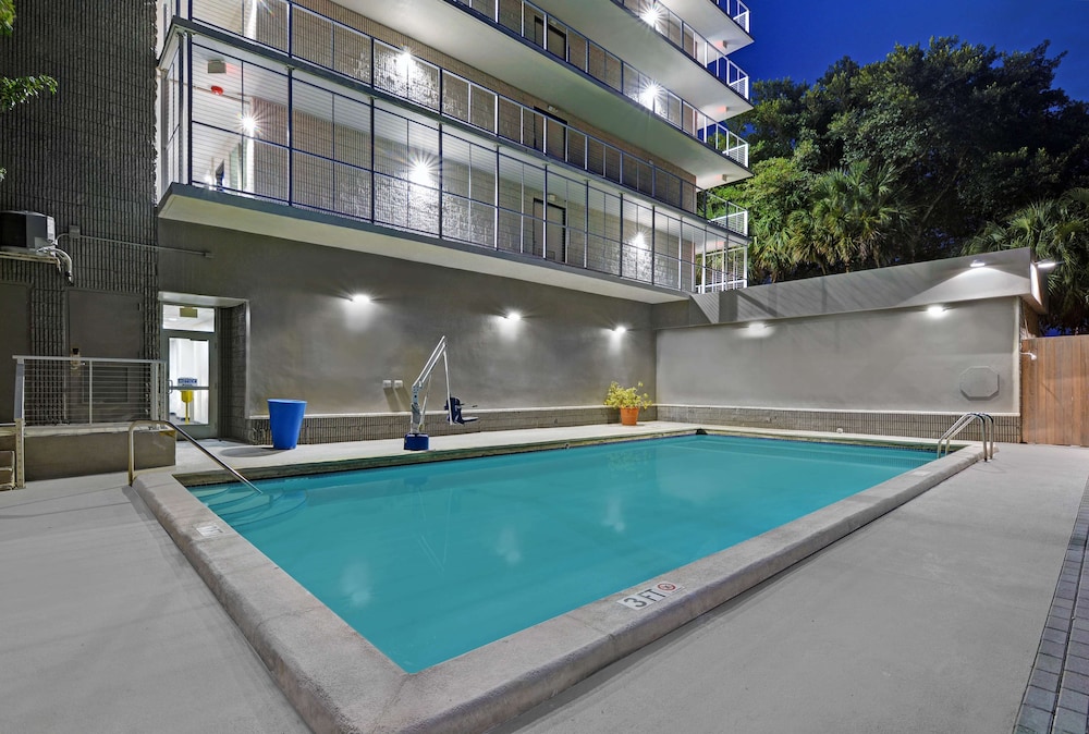 Motel6 Cutler Bay, FL - Miami 6/65