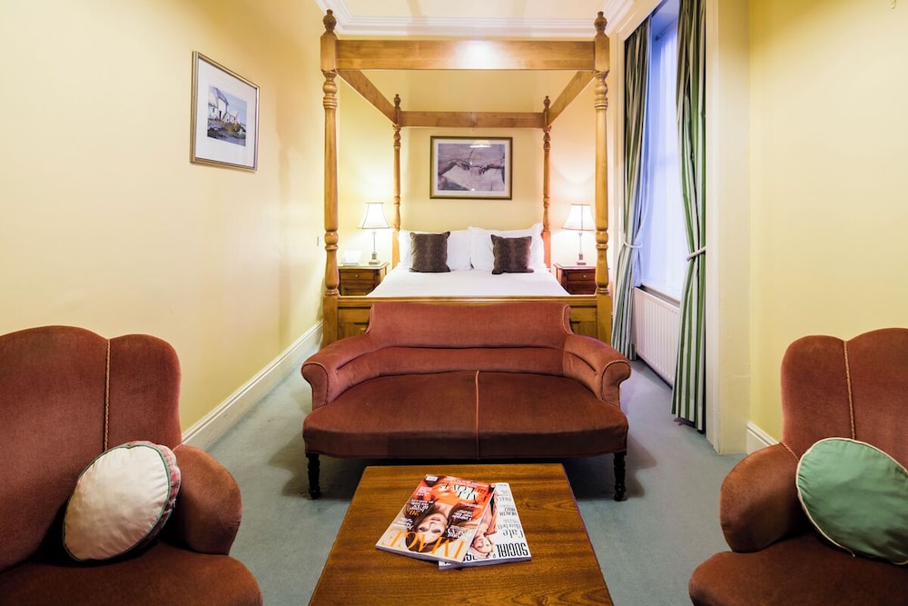 Aberdeen Lodge Dublin 27/50