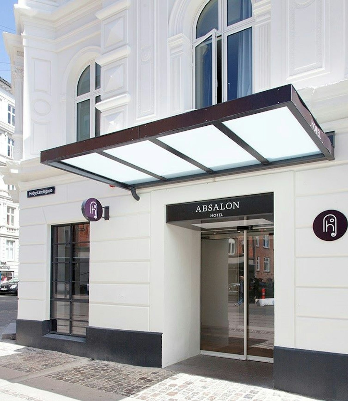 Absalon Hotel 4/34
