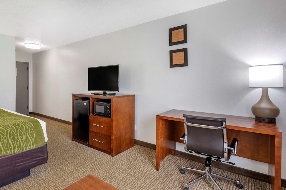 Comfort Inn Brownsville I-40 31/36