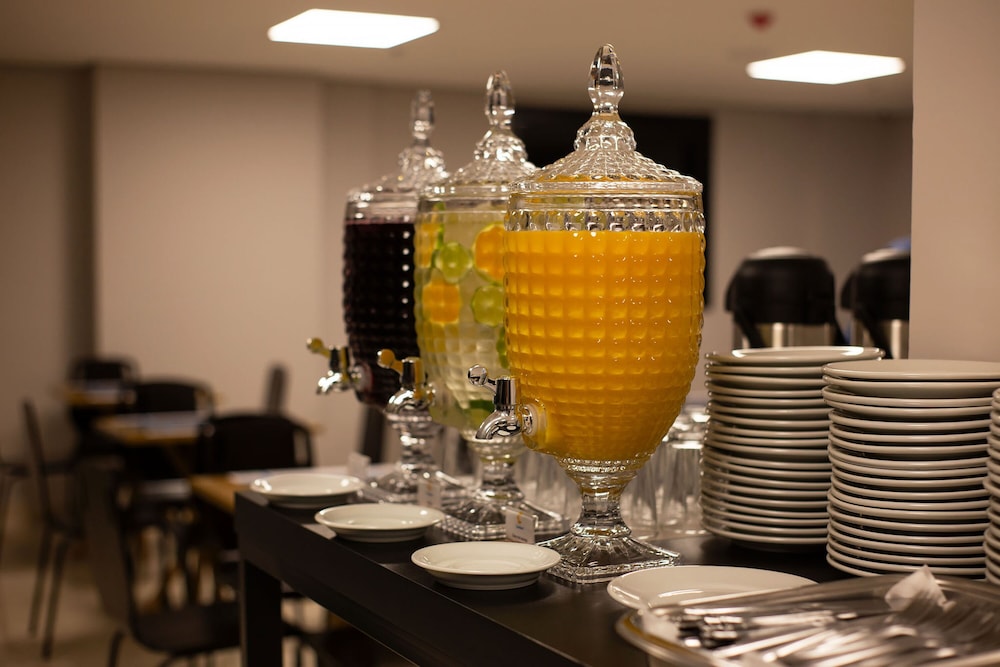 Comfort Hotel Presidente Prudente 32/66