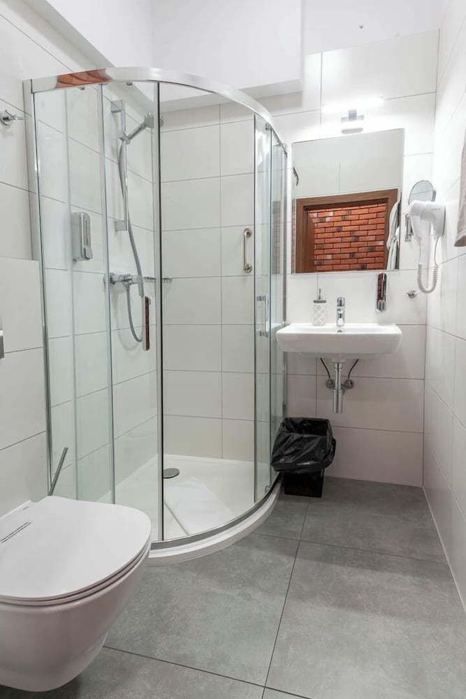 Hotel Topaz Poznan Centrum 63/65