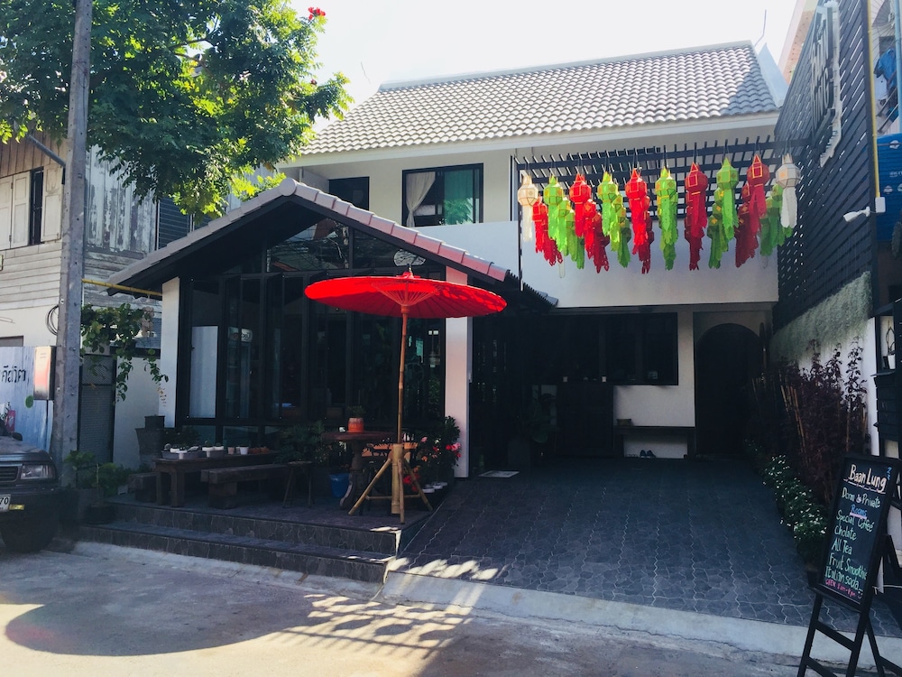 Baan Lung Poshtel 2/32