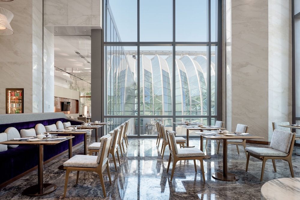 Intercontinental Chongqing Raffles City 53/70