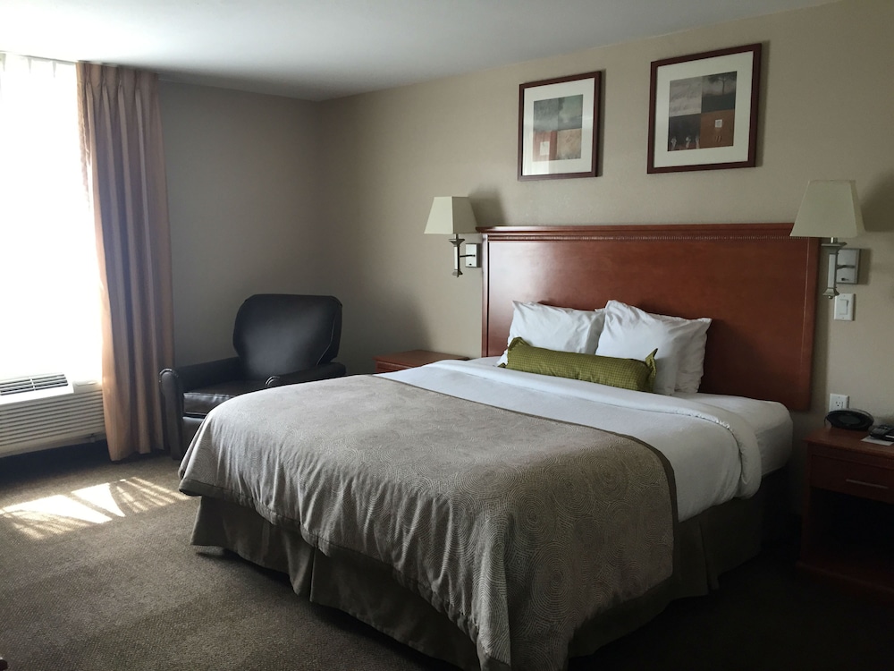 Candlewood Suites La Porte 11/40