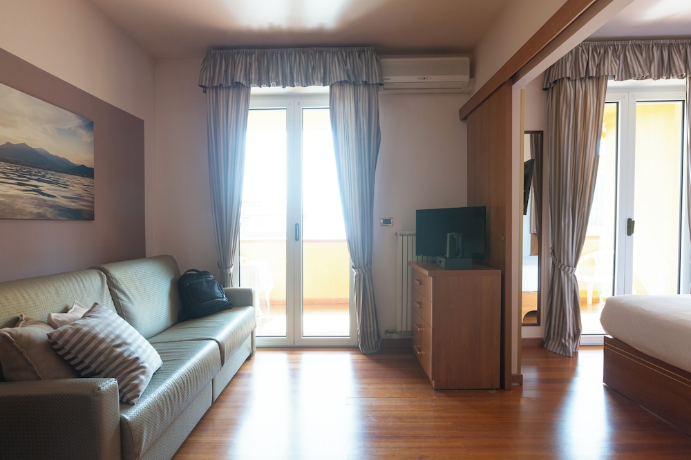 Loano 2 Village Residence Hotel 26/50