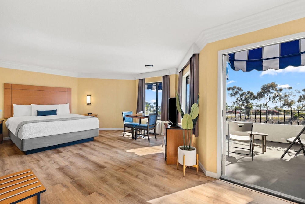 Travelodge by Wyndham San Clemente Beach 26/50