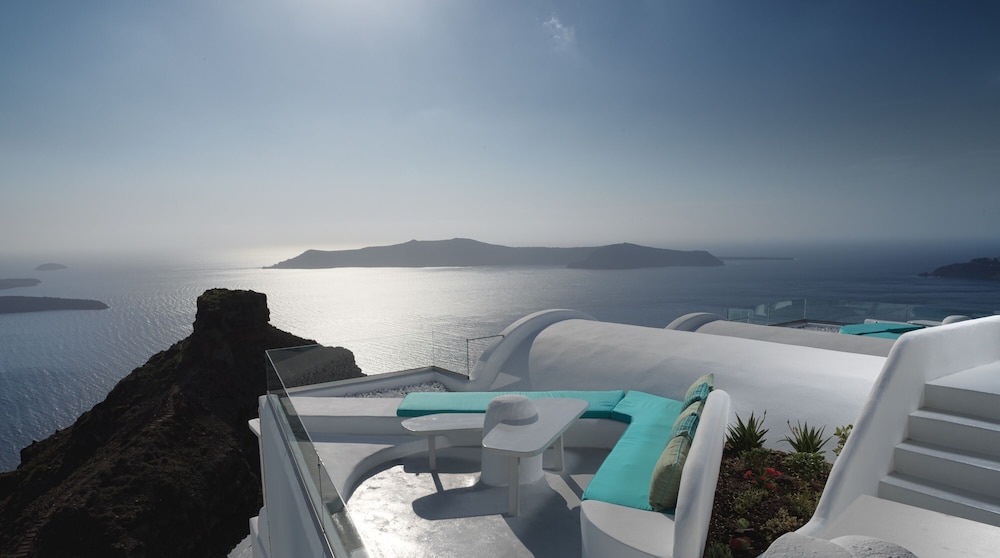 Tholos Resort 52/62