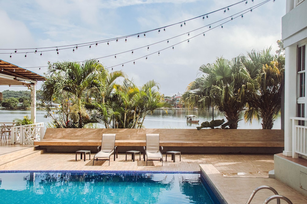 Hotel Casona Del Lago 15/69