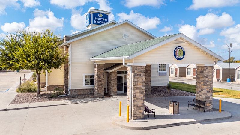 Cobblestone Inn Amp Suites Big Lake Tx 7/80