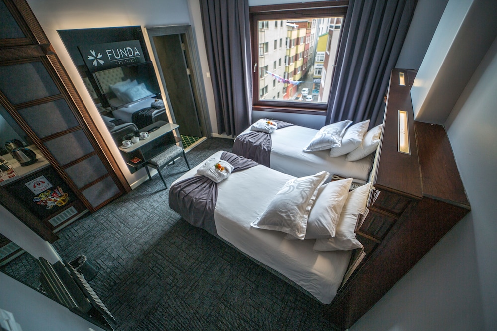 Funda Hotel 16/50