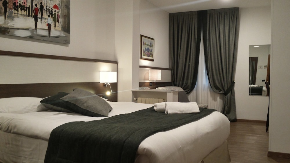 Hotel Coccodrillo 8/68