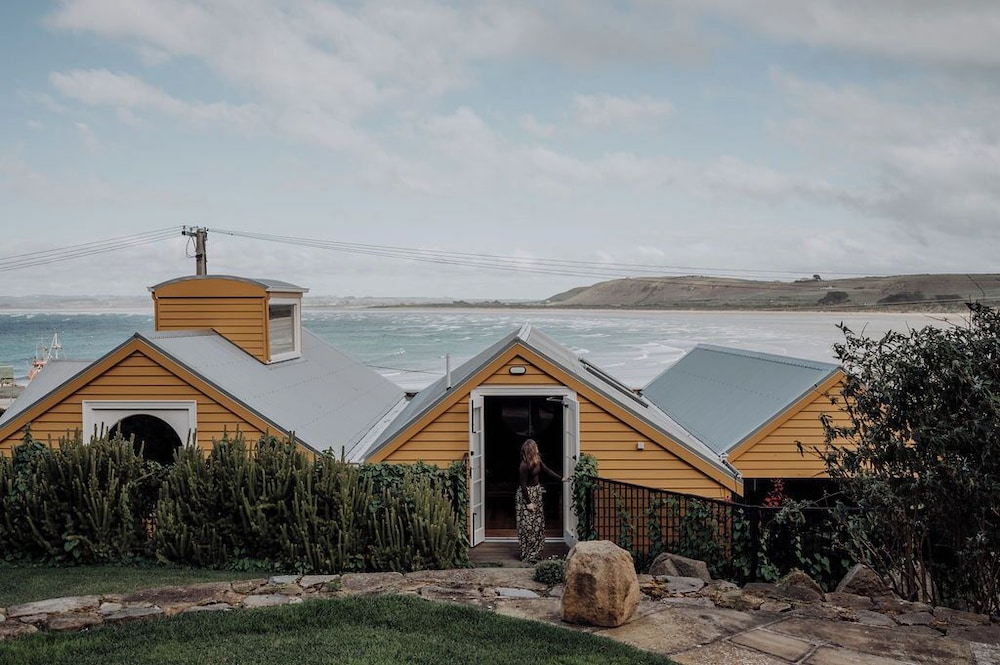 Ship Inn Stanley 43/50