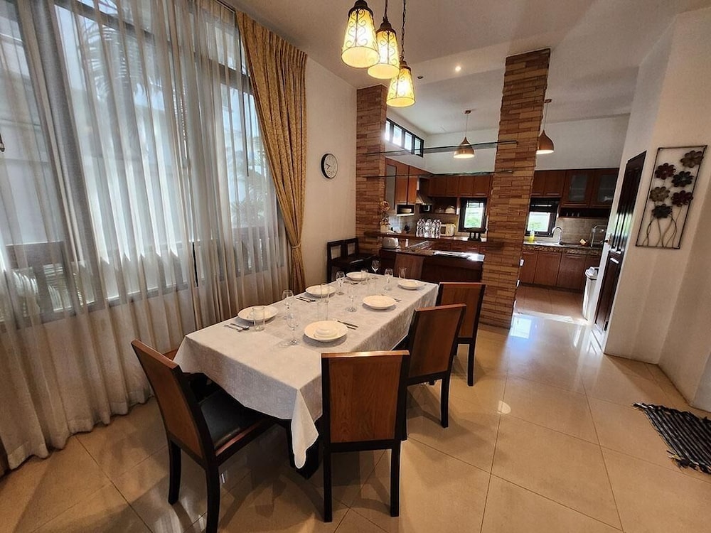 Punnapha Pool Villa Pattaya 33/49