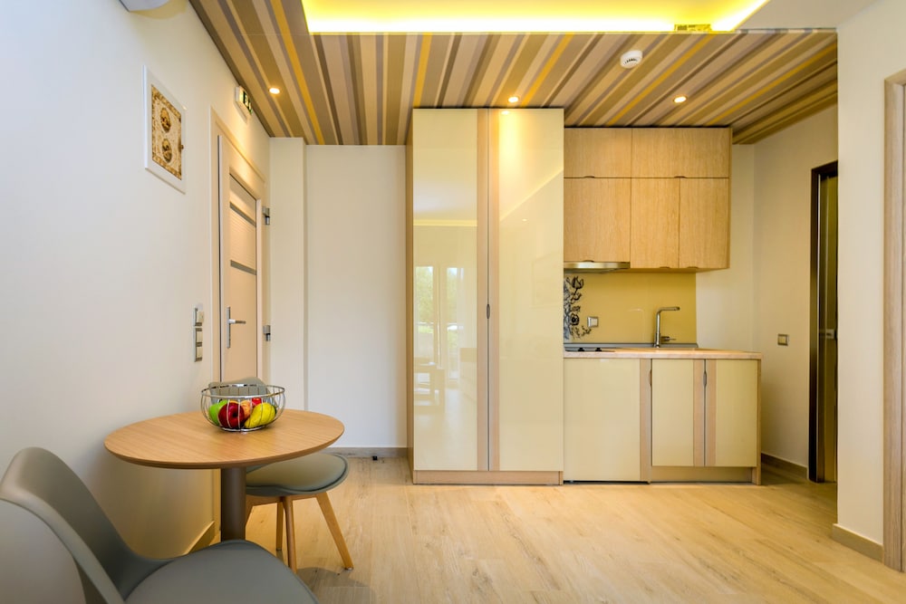 Lobelia Luxury Suites 29/50