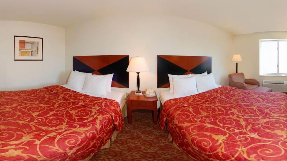 ROOM, 2 QUEEN BEDS