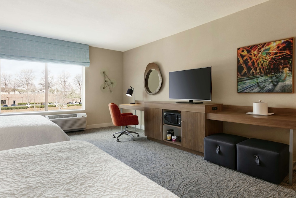Hampton Inn Suites Johns Creek 9/47