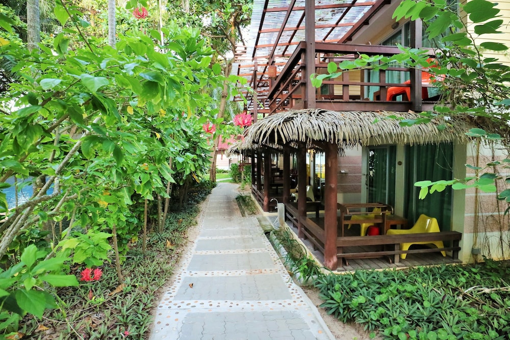 Palita Lodge 65/73