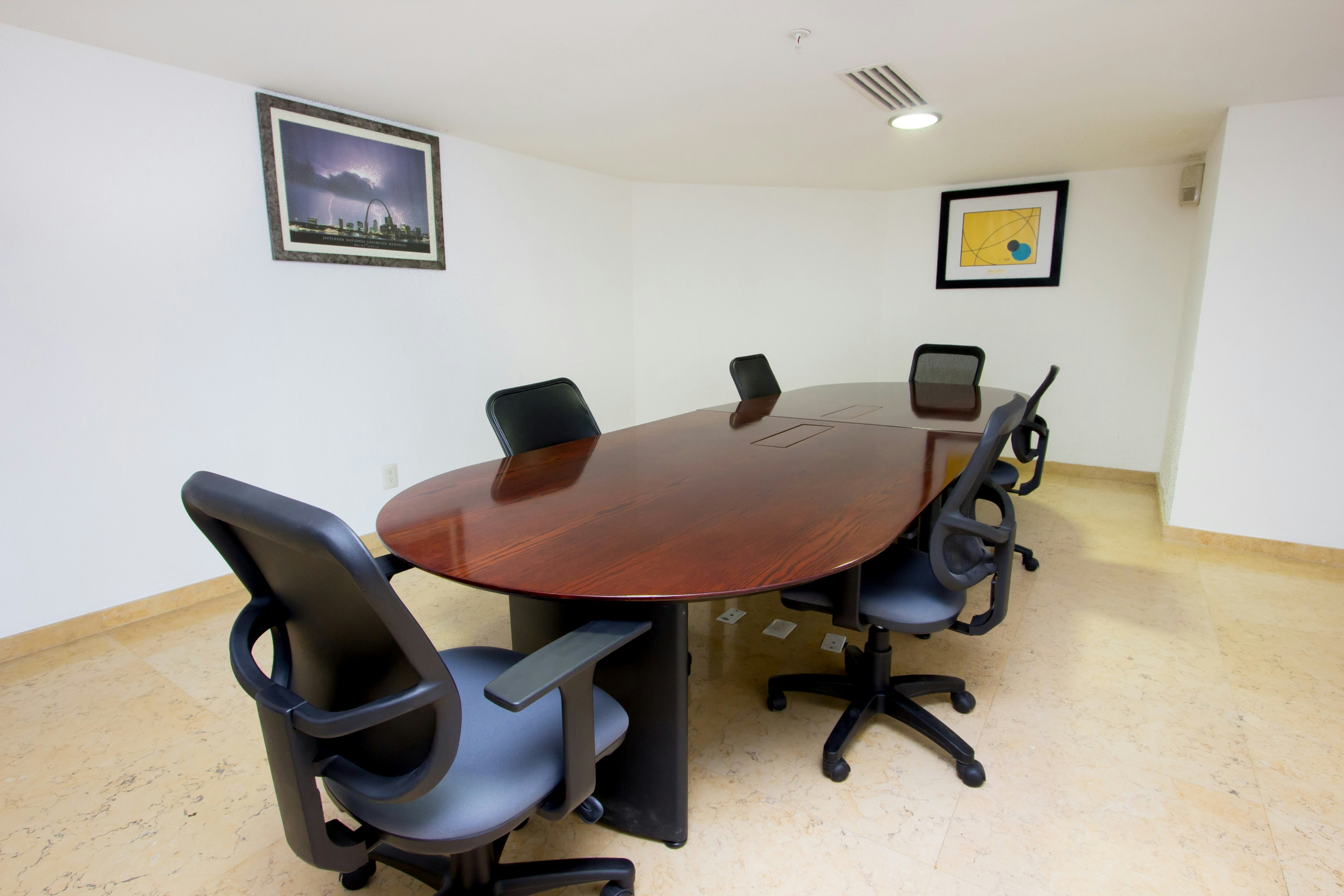 Holiday Inn Express Nuevo Laredo 46/51