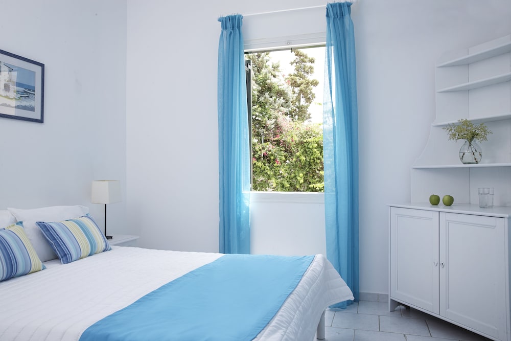 SPETSES RETREAT 8/22