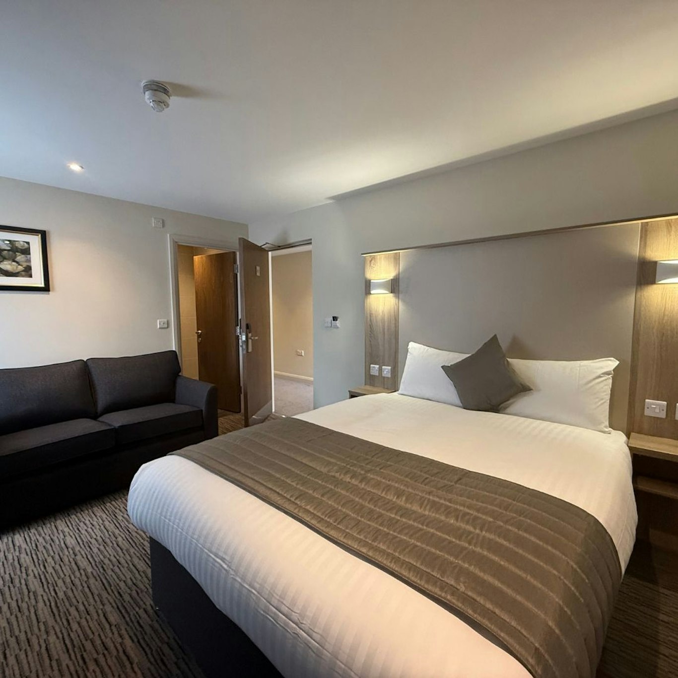 Dragonfly Hotel Bury St Edmunds 13/45
