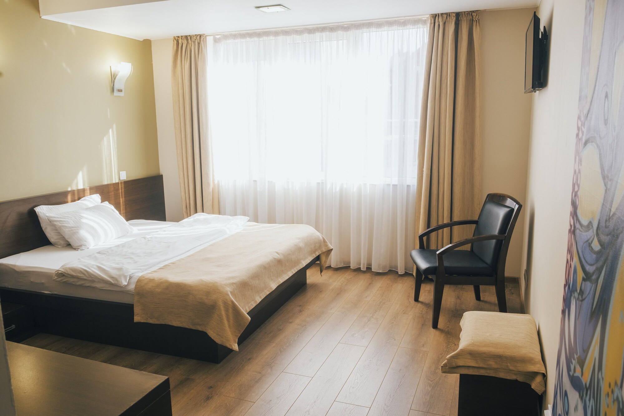 SUPERIOR, DOUBLE BED