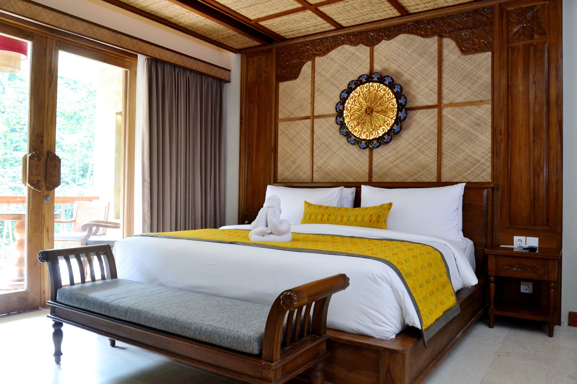 KENRAN, SUITE, DOUBLE BED