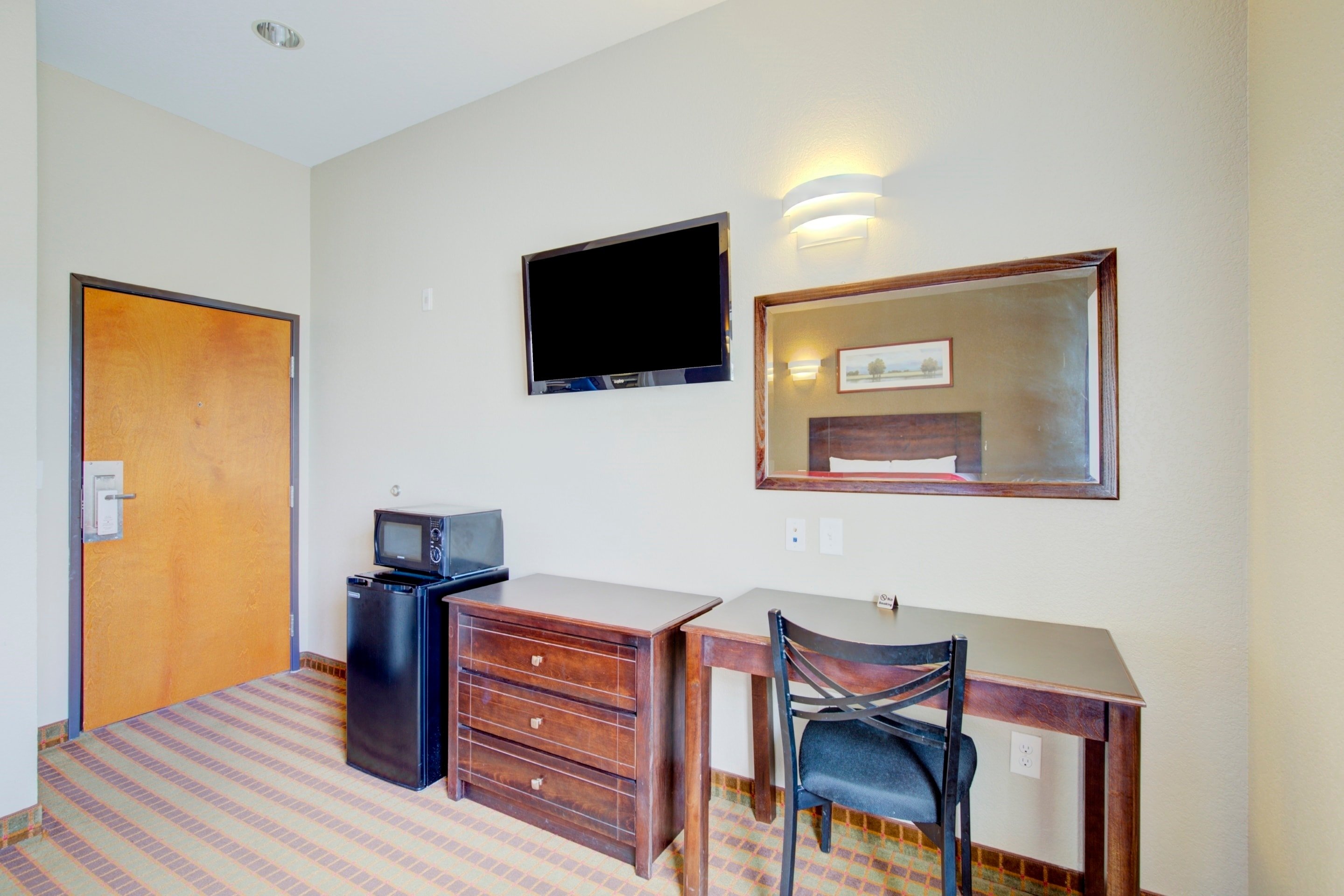 Hotel O Dilley Main St TX 30/42