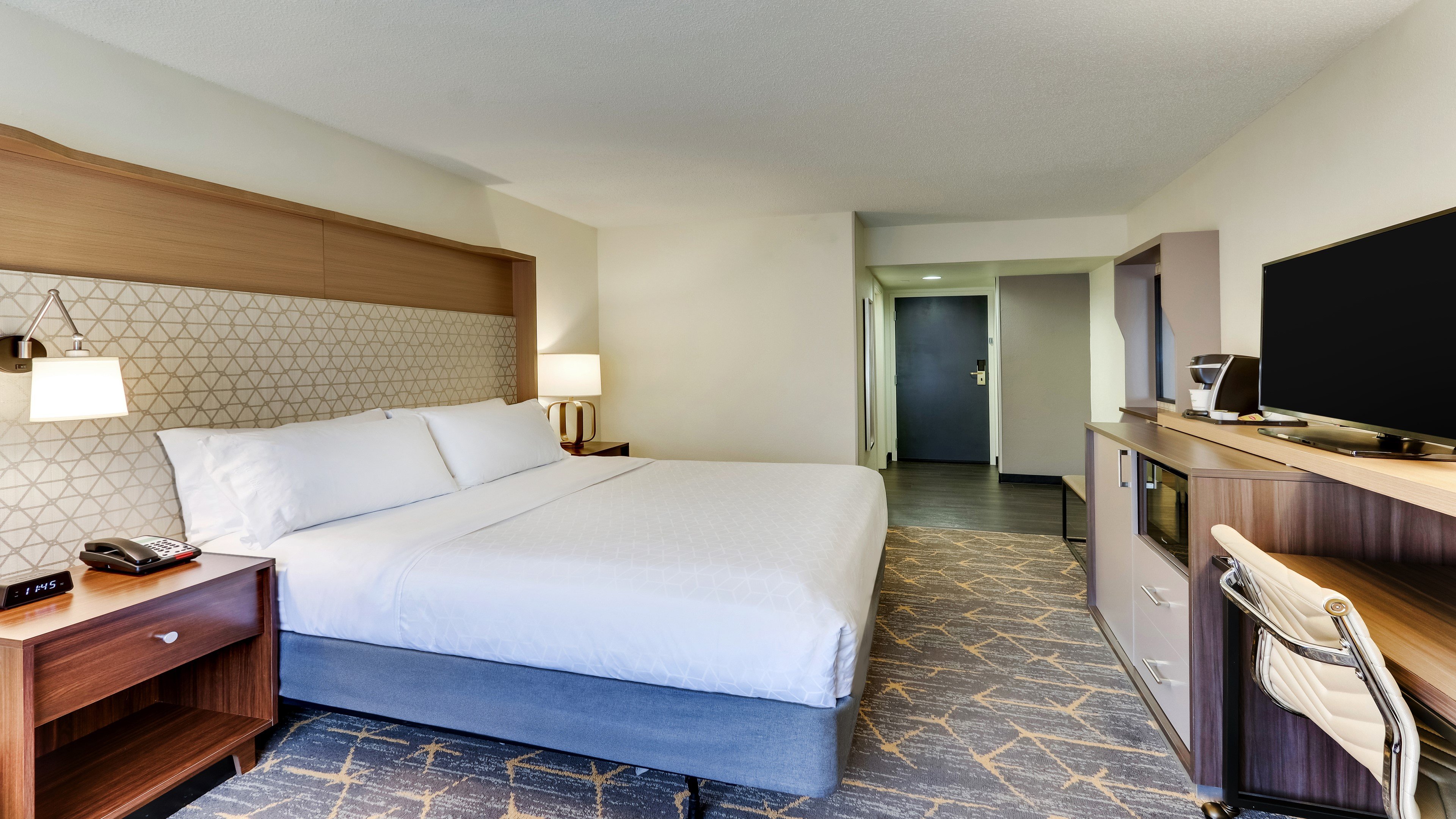 Holiday Inn Staunton Conference Center 20/73