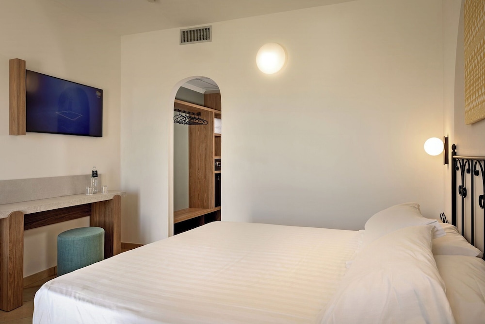 Blu Hotel Morisco Village 30/80