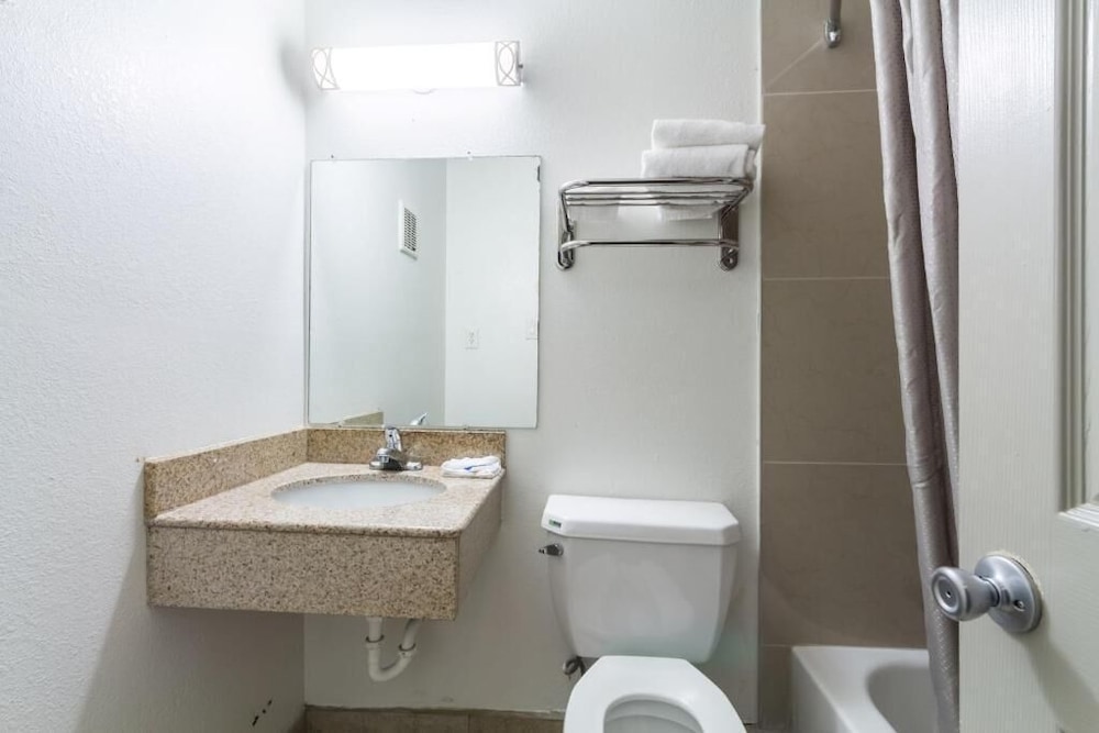 Motel6 Fort Worth, TX - Seminary 42/48