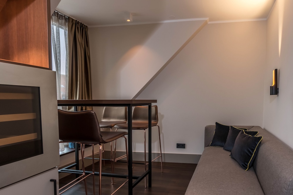 Innspire Hotel 43/55