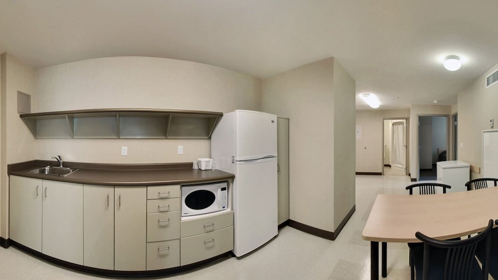 Residence & Conference Centre - Kamloops 15/61