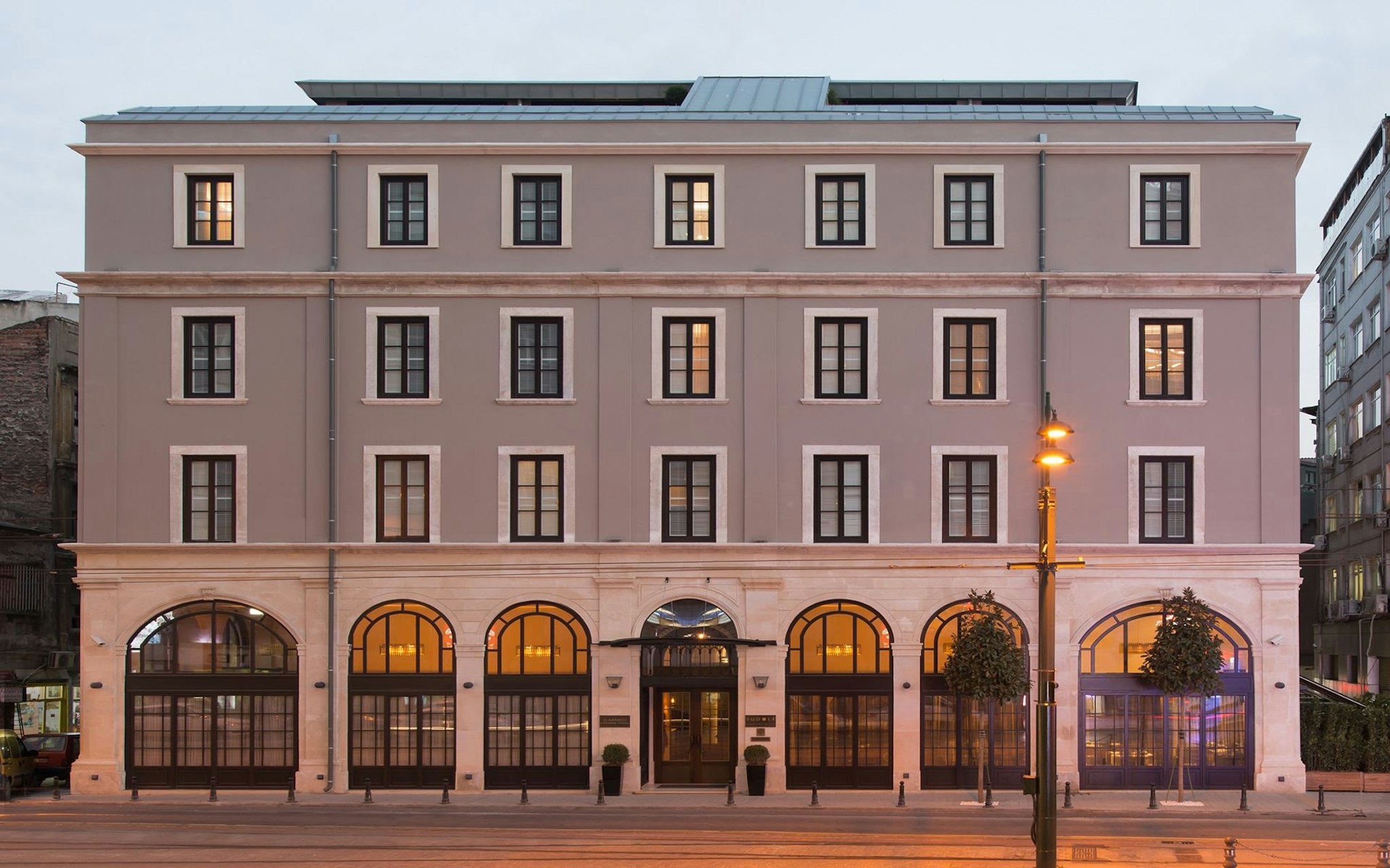 10 Karakoy 6/52