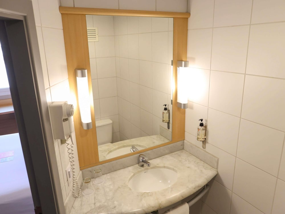 Ibis Larco Miraflores 49/49