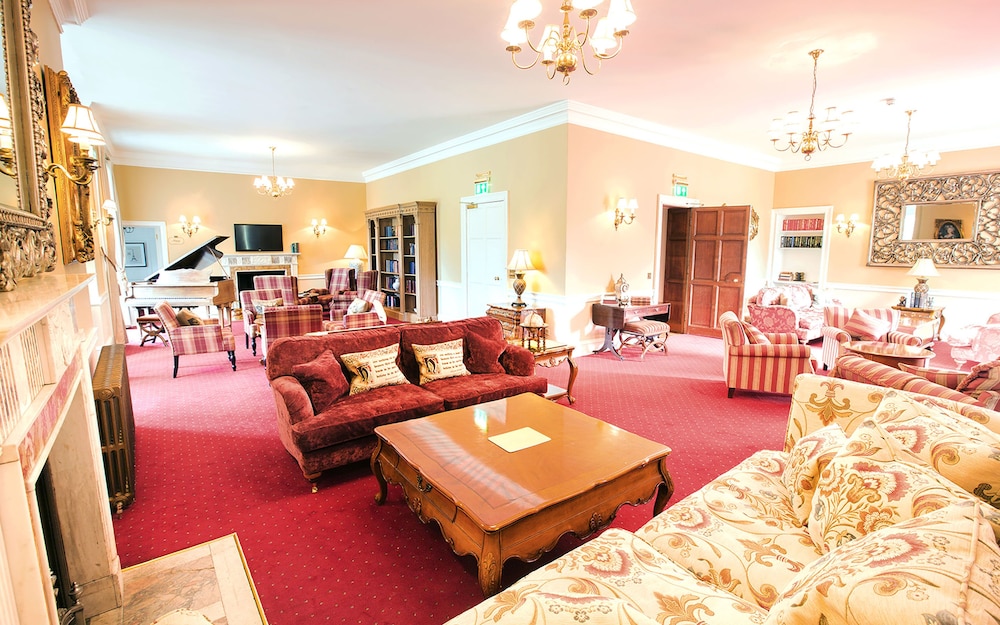 Carberry Tower Mansion House and Estate 25/50