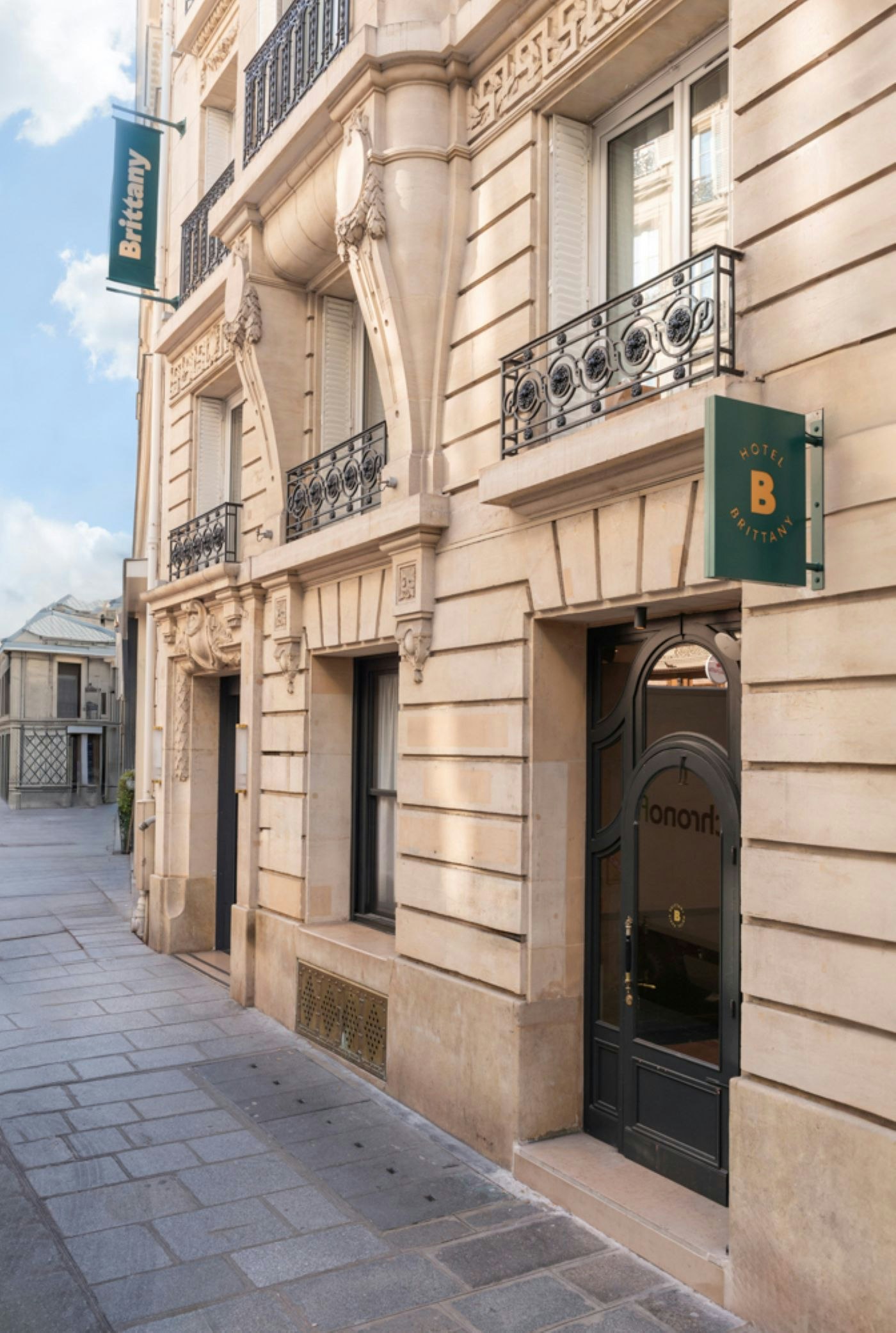 Hotel Brittany Opera in PARIS
