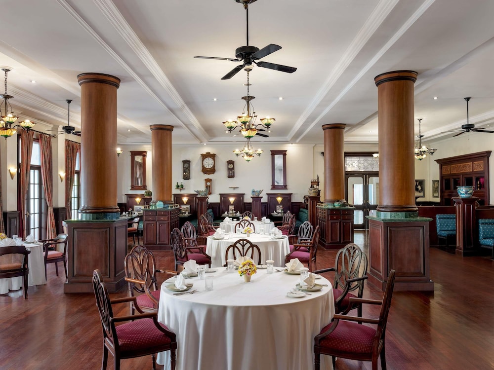 Majapahit Hotel Surabaya - MGallery Collection 35/47