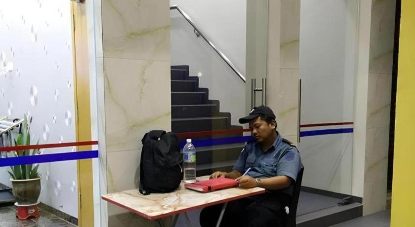 ID Hotel Yayasan 10/35