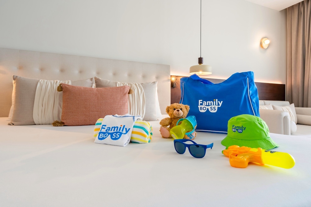 Family Selection At Grand Palladium Kantenah Resort & Spa 41/50