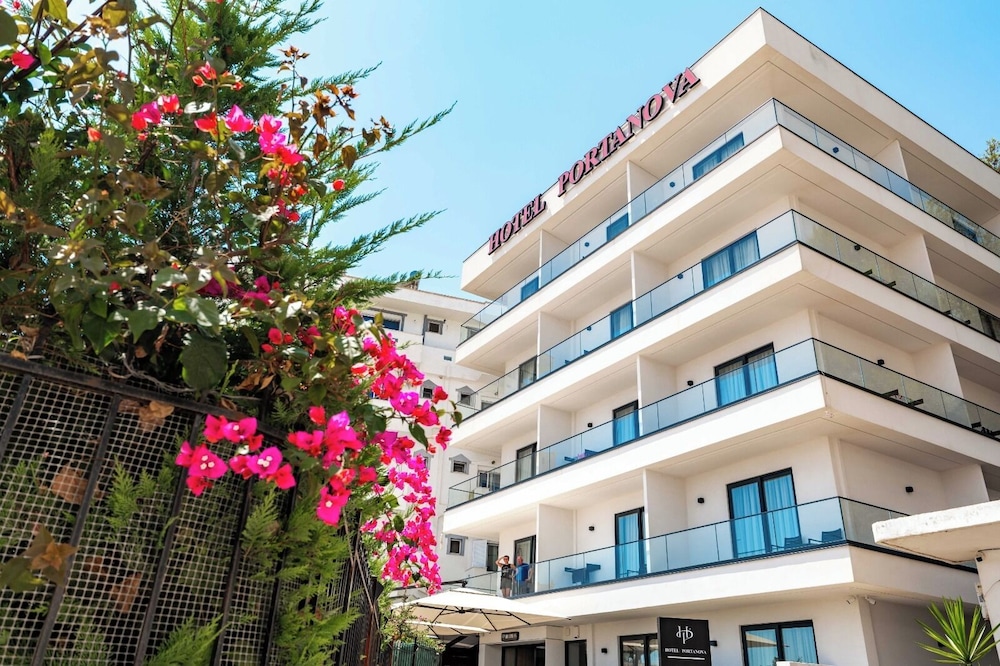 Portanova Hotel Sarande 10/55