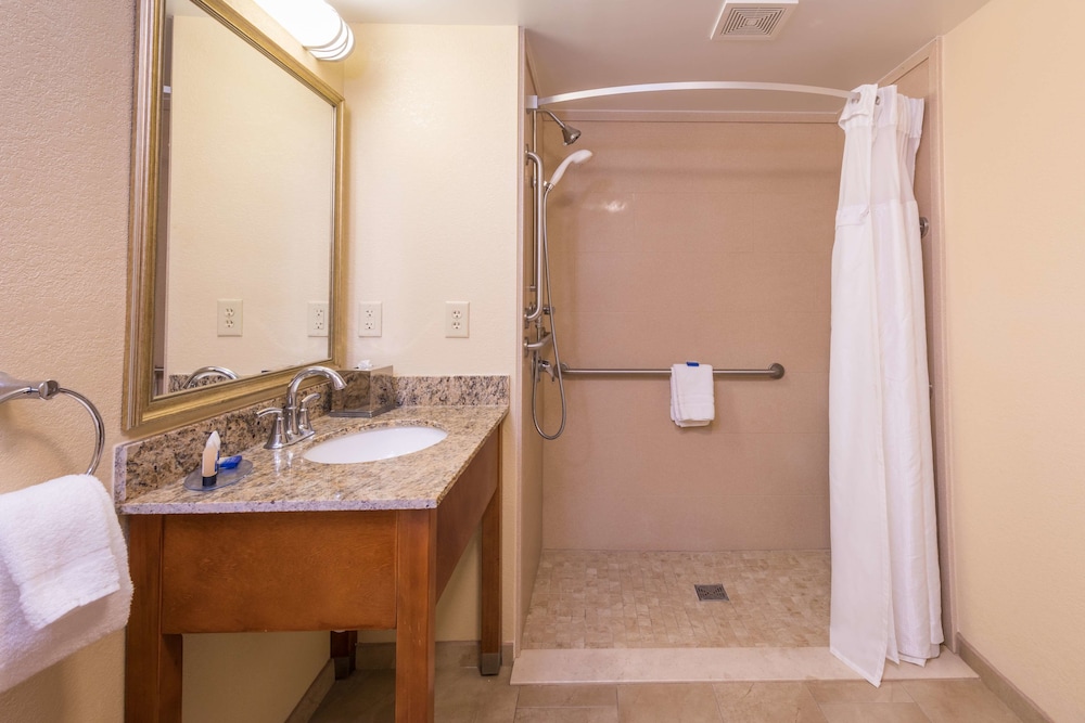 Best Western Charleston Inn 17/33