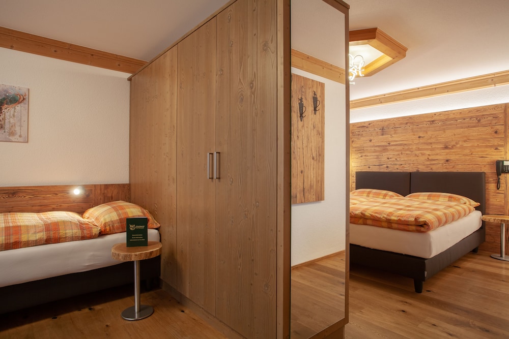 Hotel Jaegerhof 38/78