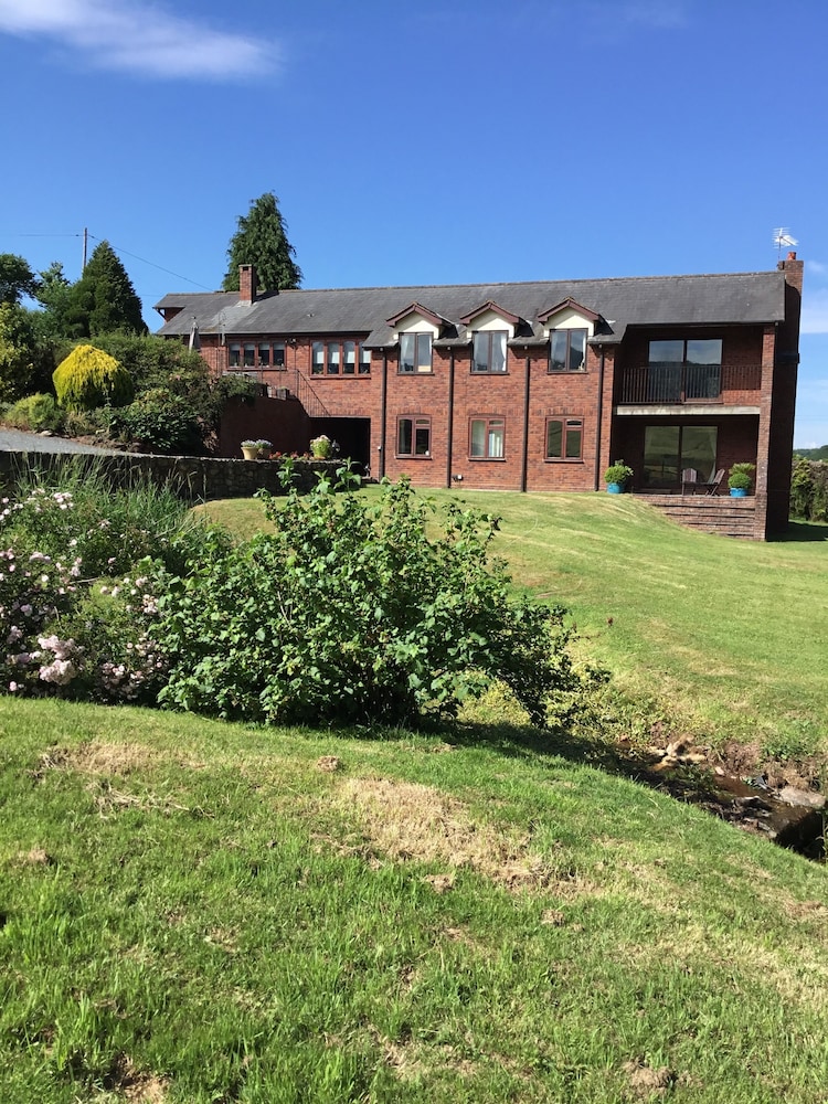 Lower Thornton Farm 33/46