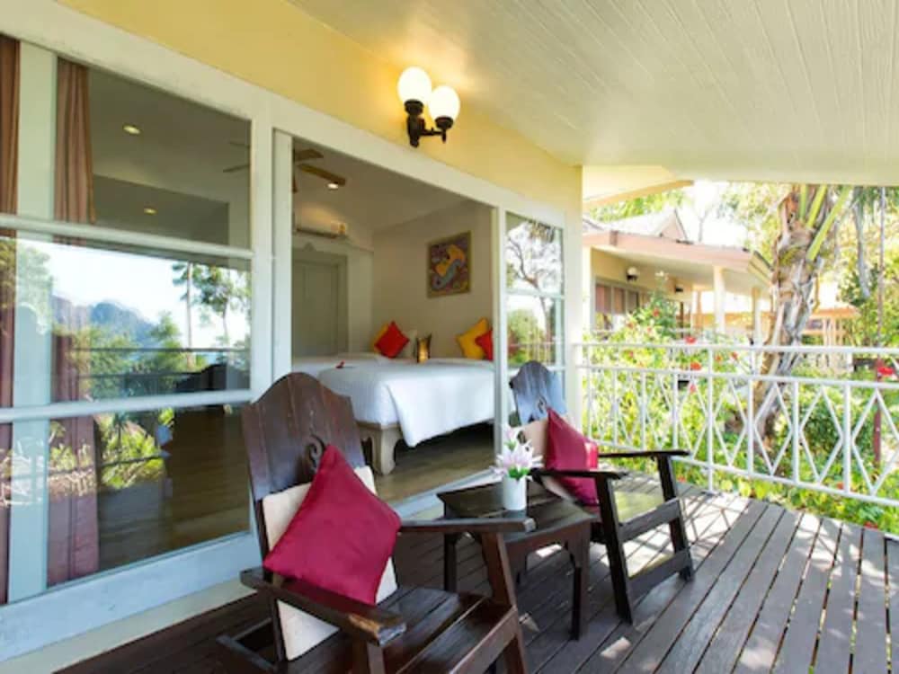 Bay View Resort Koh Phi Phi 48/74